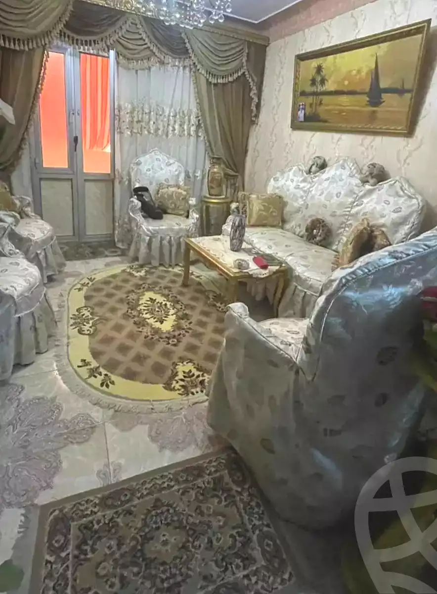 https://aqarmap.com.eg/en/listing/7006000-for-sale-alexandria-bakoos-cinema-layla-st