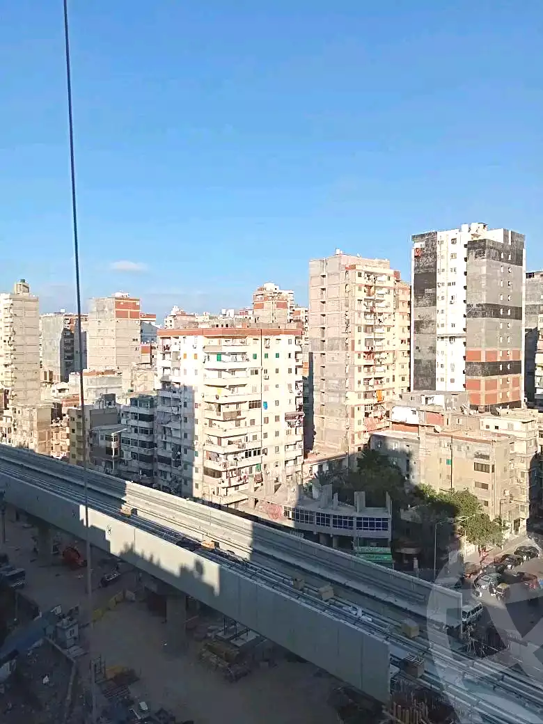 https://aqarmap.com.eg/ar/listing/7006042-for-sale-alexandria-sydy-bshr-sydy-bshr-bhry-shr-mhmwd-l-yswy