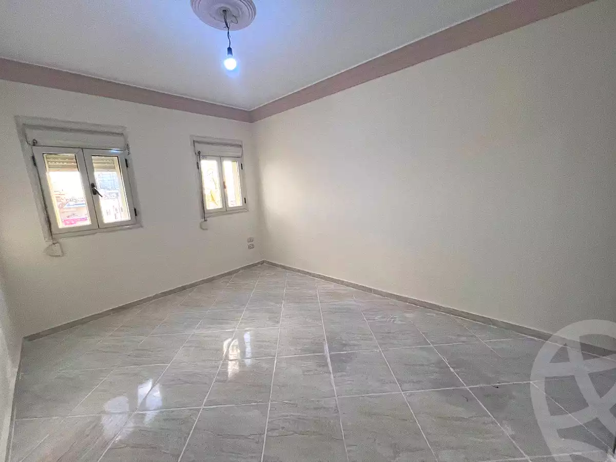 https://aqarmap.com.eg/ar/listing/7006309-for-rent-alexandria-al-agamy-lbytsh