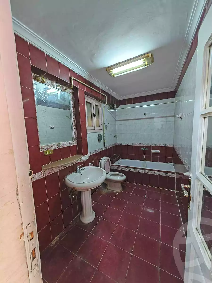 https://aqarmap.com.eg/en/listing/7006394-for-sale-cairo-helwan-helwan-el-sharkeya-khesro-basha-st