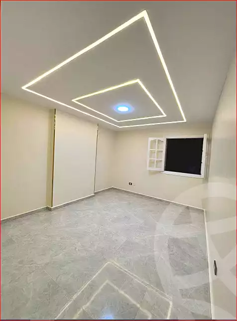 https://aqarmap.com.eg/ar/listing/7006526-for-sale-alexandria-sydy-bshr-sydy-bshr-bhry-shr-mhmwd-l-yswy