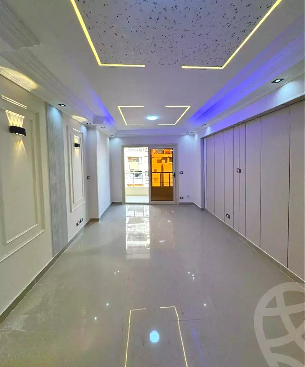 https://aqarmap.com.eg/ar/listing/7006632-for-sale-alexandria-sydy-bshr-sydy-bshr-bhry-shr-mhmwd-l-yswy
