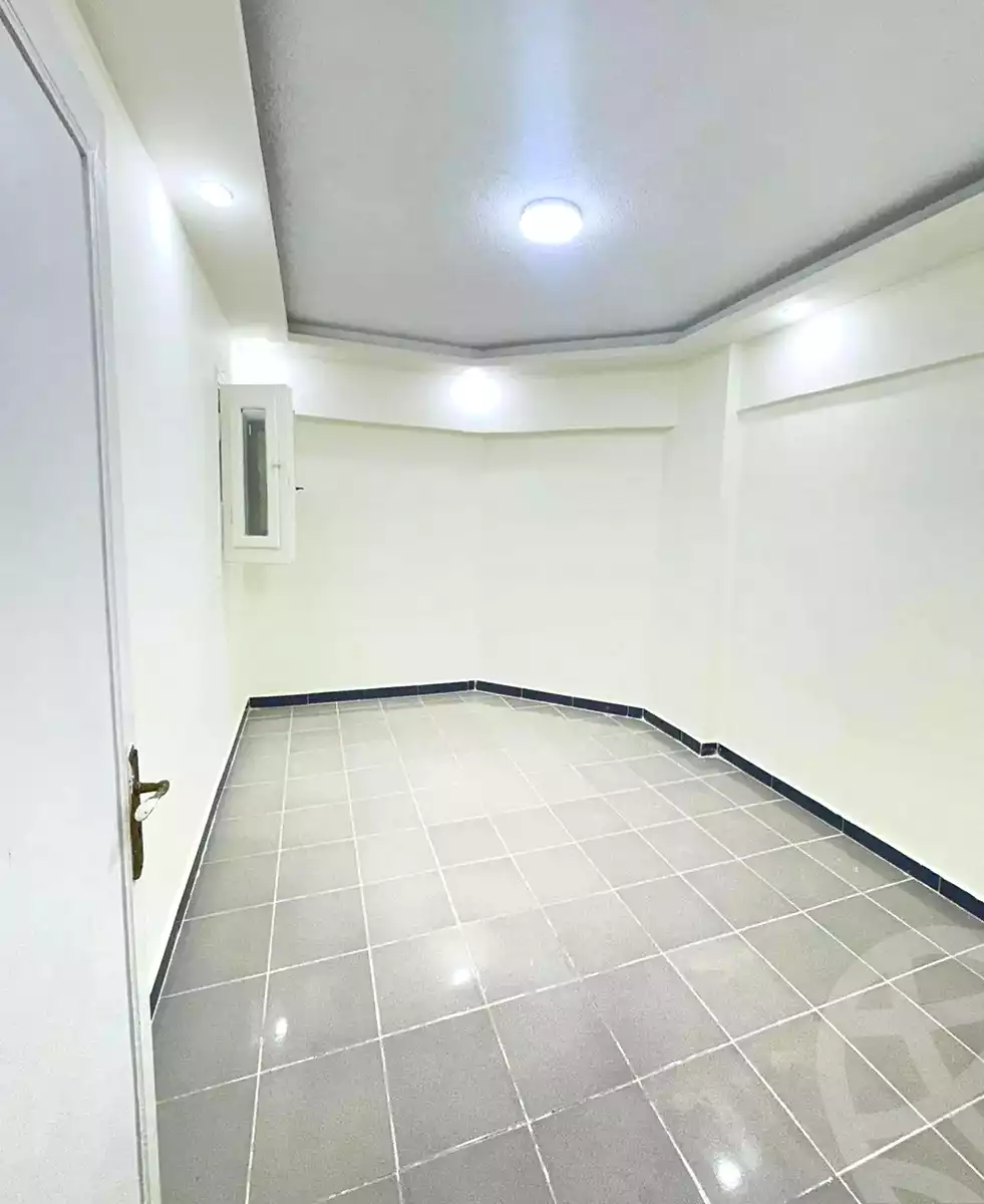 https://aqarmap.com.eg/ar/listing/7006704-for-sale-alexandria-al-agamy-shataa-el-nakheel