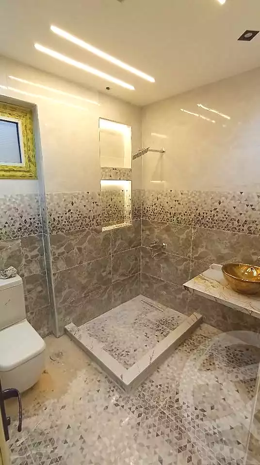 https://aqarmap.com.eg/en/listing/7006769-for-sale-alexandria-bw-qyr-street-10