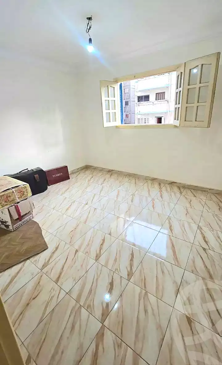 https://aqarmap.com.eg/ar/listing/7006795-for-sale-alexandria-sydy-bshr-sydy-bshr-bhry