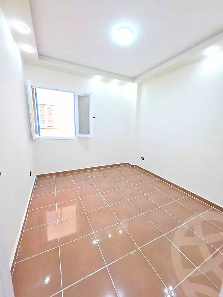 https://aqarmap.com.eg/ar/listing/7006840-for-sale-alexandria-al-agamy-shataa-el-nakheel