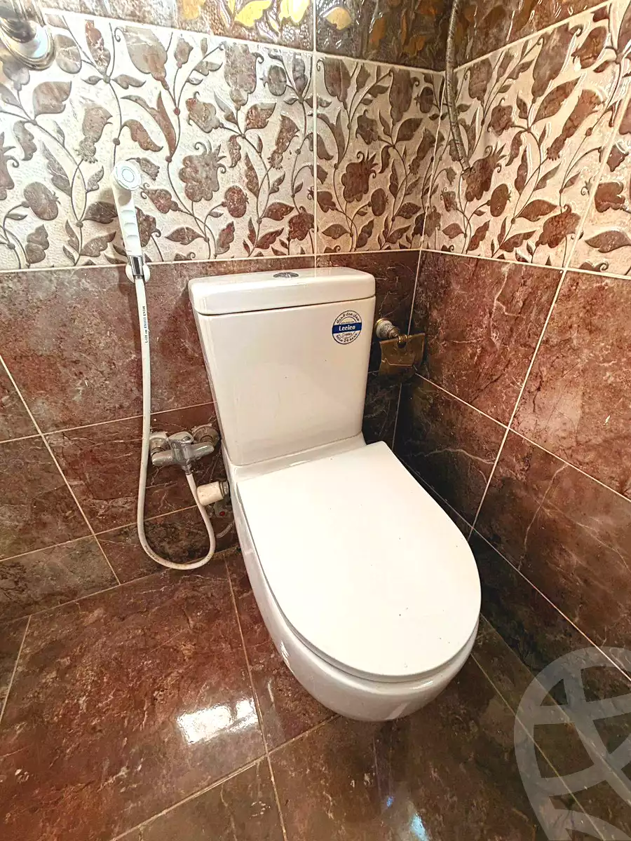 https://aqarmap.com.eg/en/listing/7006943-for-sale-alexandria-al-agamy-lbytsh-el-hanafeya-st