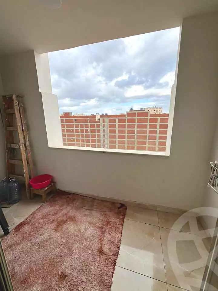 https://aqarmap.com.eg/ar/listing/7006996-for-sale-alexandria-lsywf-city-light-compound