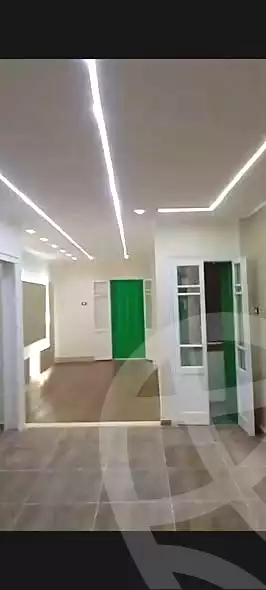 https://aqarmap.com.eg/ar/listing/7007108-for-sale-alexandria-sydy-bshr-sydy-bshr-bhry-shr-mhmwd-l-yswy