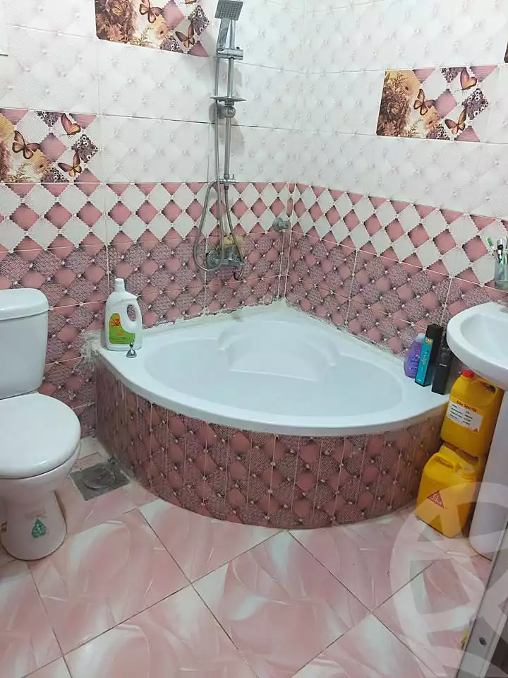 https://aqarmap.com.eg/ar/listing/7007177-for-sale-alexandria-al-agamy-lbytsh-el-hay-st