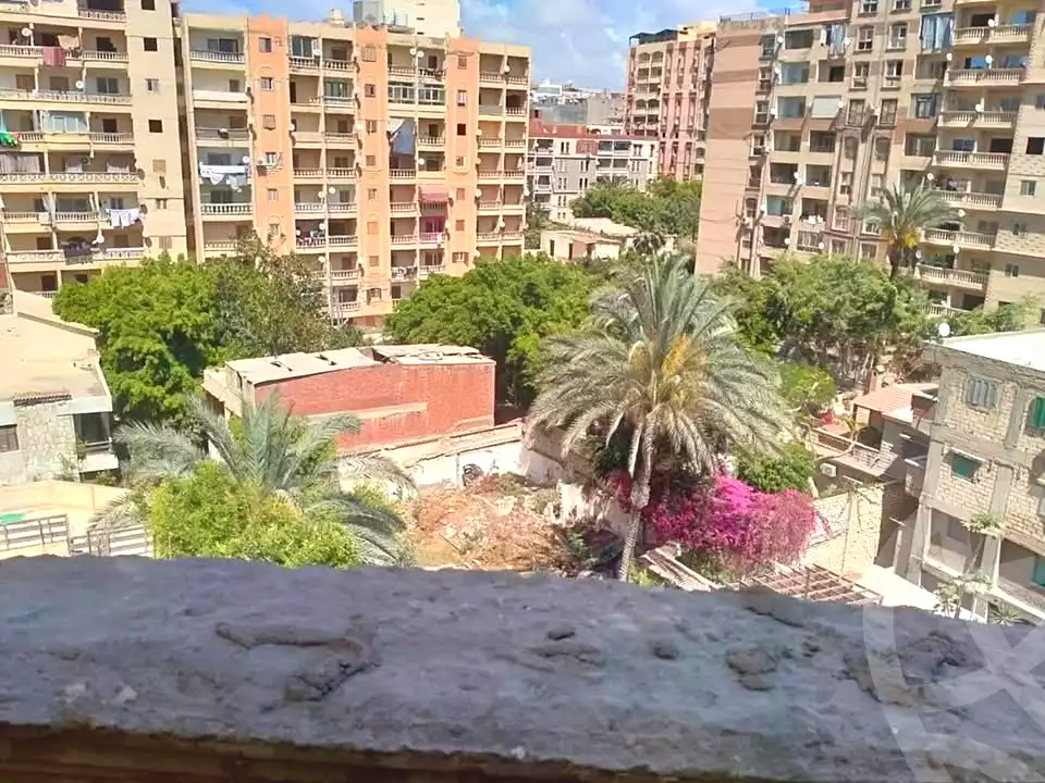 https://aqarmap.com.eg/ar/listing/7007321-for-sale-alexandria-al-agamy-lbytsh-bianchiii