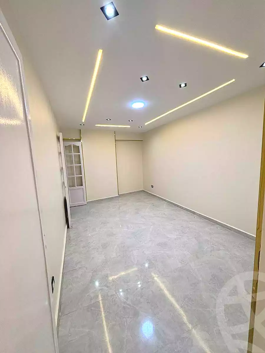 https://aqarmap.com.eg/ar/listing/7007374-for-sale-alexandria-sydy-bshr-sydy-bshr-bhry-shr-mhmwd-l-yswy