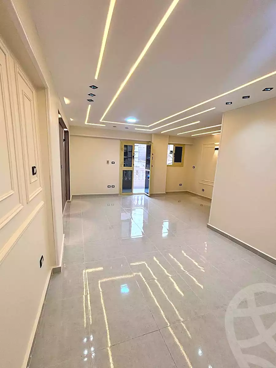https://aqarmap.com.eg/ar/listing/7007458-for-sale-alexandria-sydy-bshr-sydy-bshr-bhry-amr-el-nogomy-st