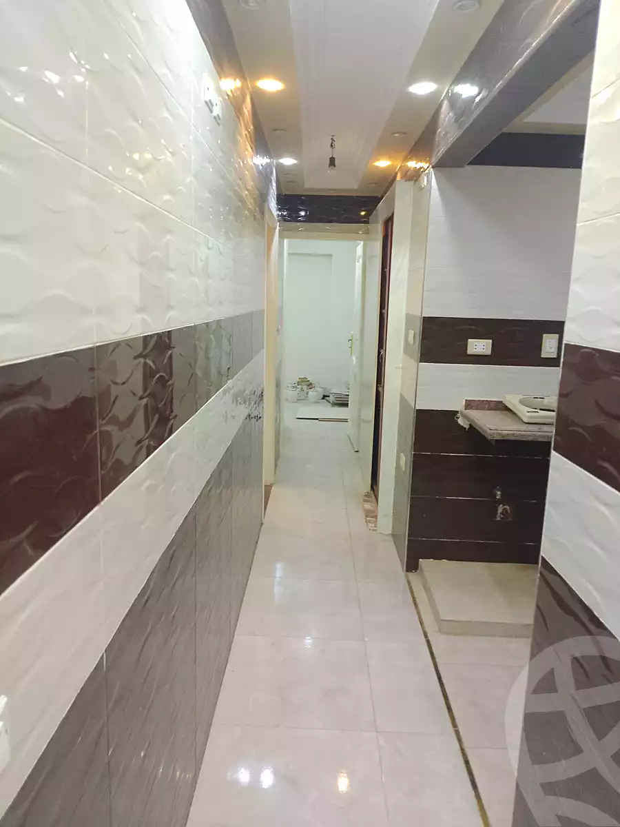 https://aqarmap.com.eg/ar/listing/7007474-for-sale-cairo-ain-shams-ain-shams-el-sharkia-el-zahraa-st