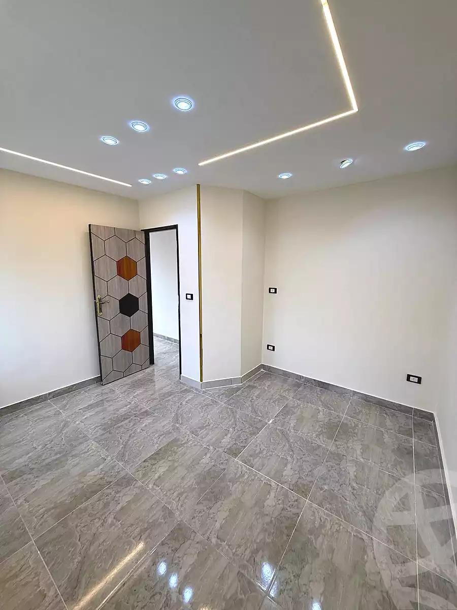 https://aqarmap.com.eg/ar/listing/7007656-for-sale-alexandria-sydy-bshr-sydy-bshr-bhry-khalil-hamada-st