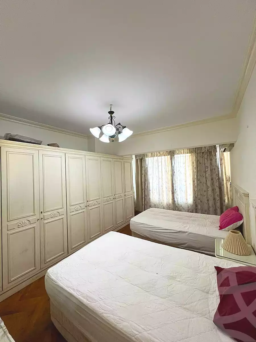 https://aqarmap.com.eg/en/listing/7007727-for-sale-alexandria-el-montazah-sheraton-towers