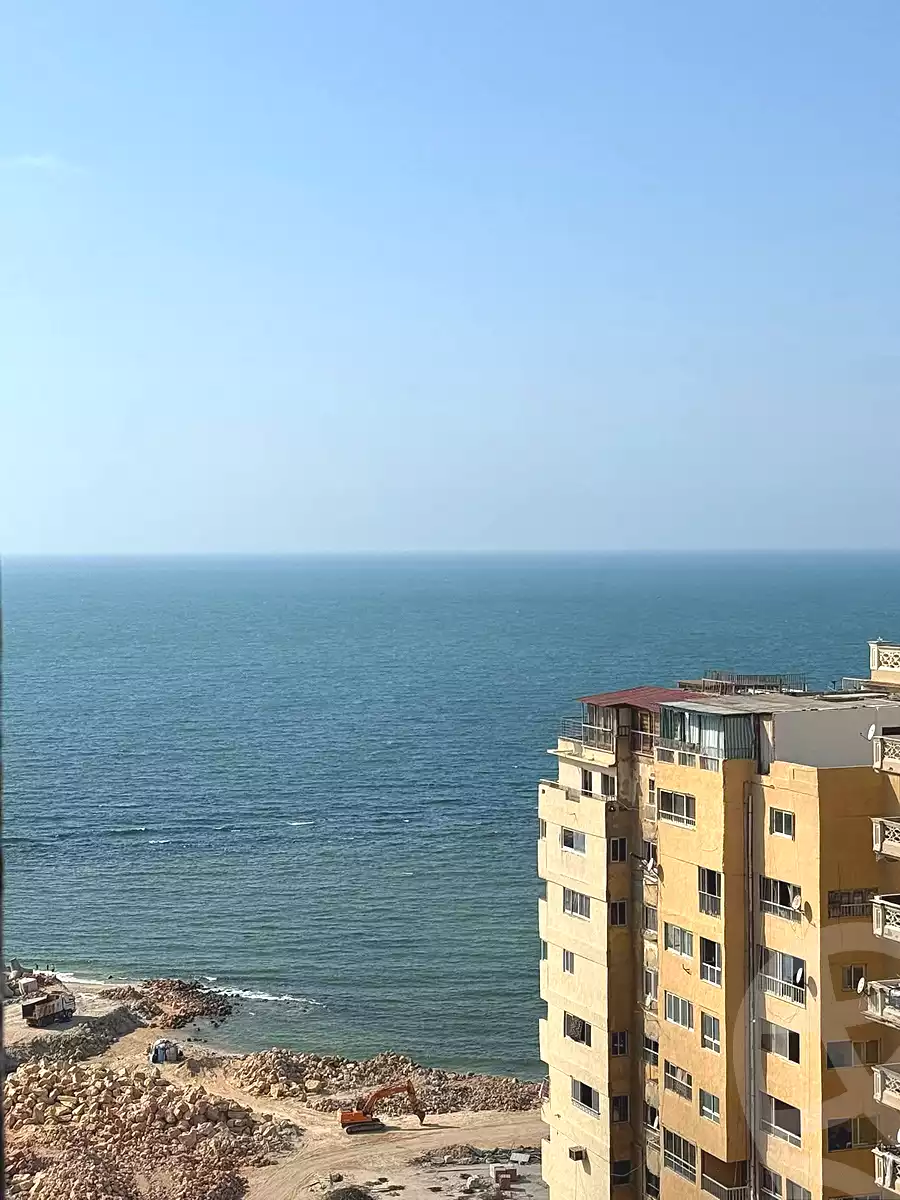 https://aqarmap.com.eg/ar/listing/7007733-for-sale-alexandria-sydy-bshr-sydy-bshr-bhry