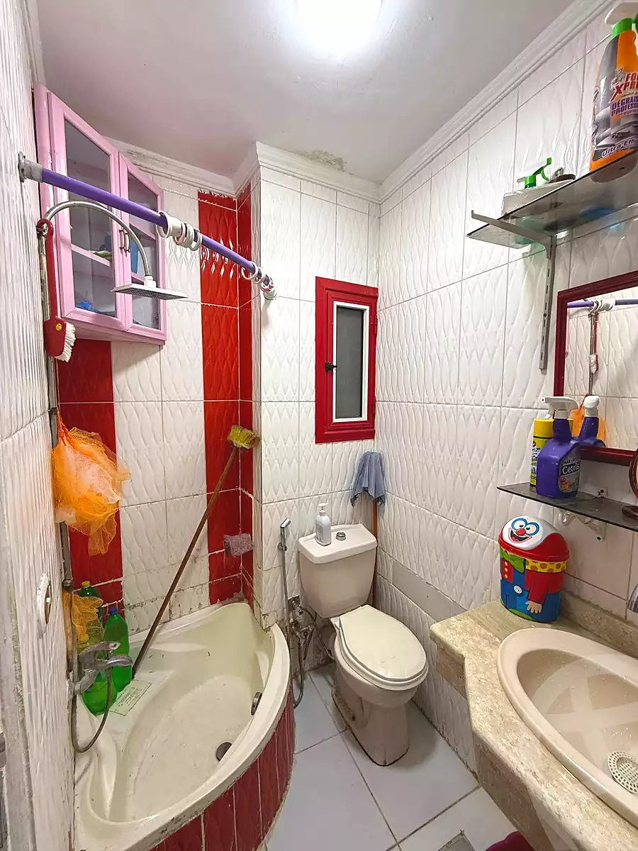 https://aqarmap.com.eg/ar/listing/7007864-for-sale-alexandria-sydy-bshr-sydy-bshr-bhry