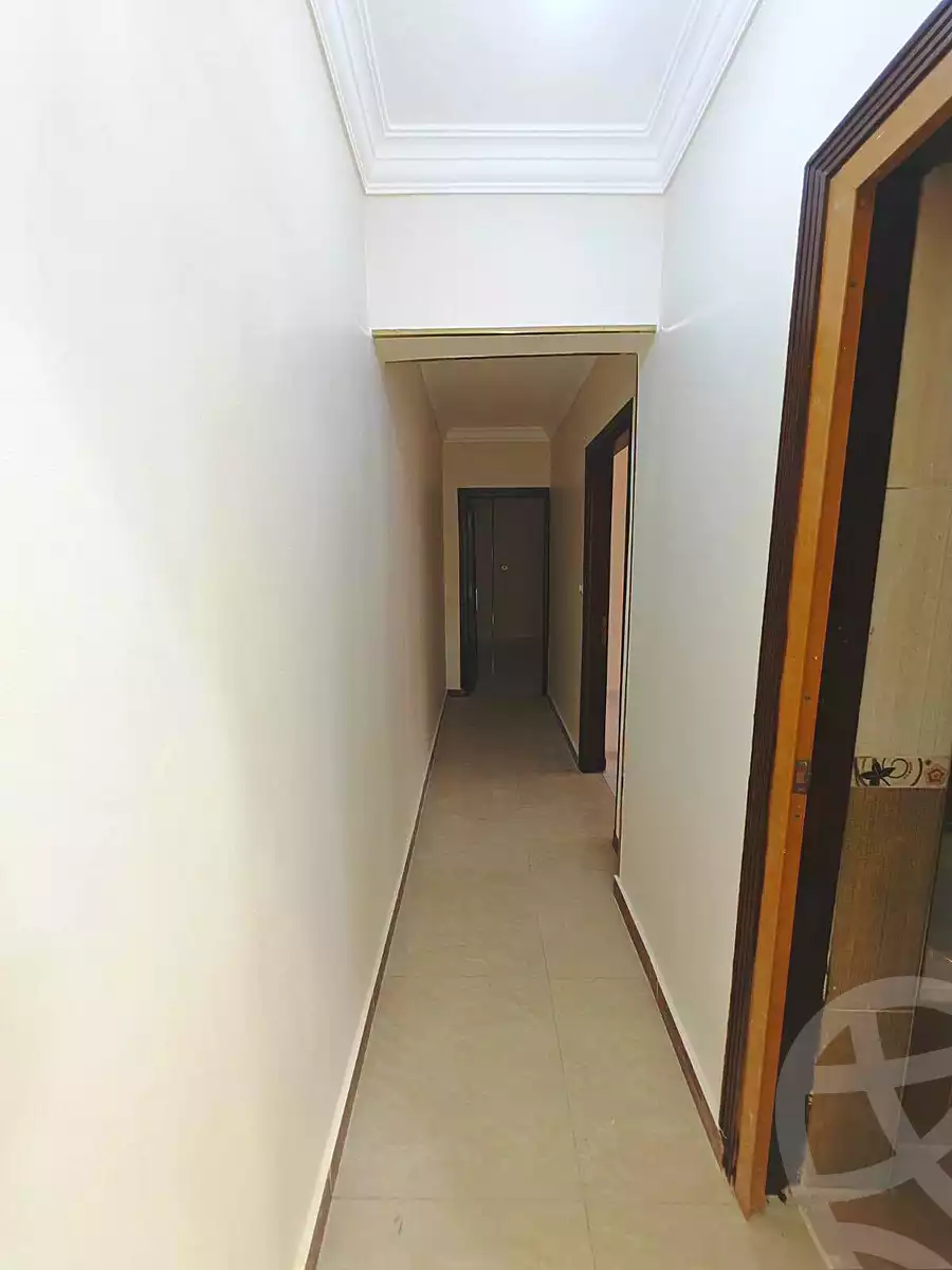 https://aqarmap.com.eg/en/listing/7008039-for-sale-cairo-helwan-helwan-el-sharkeya-thabit-basha-st