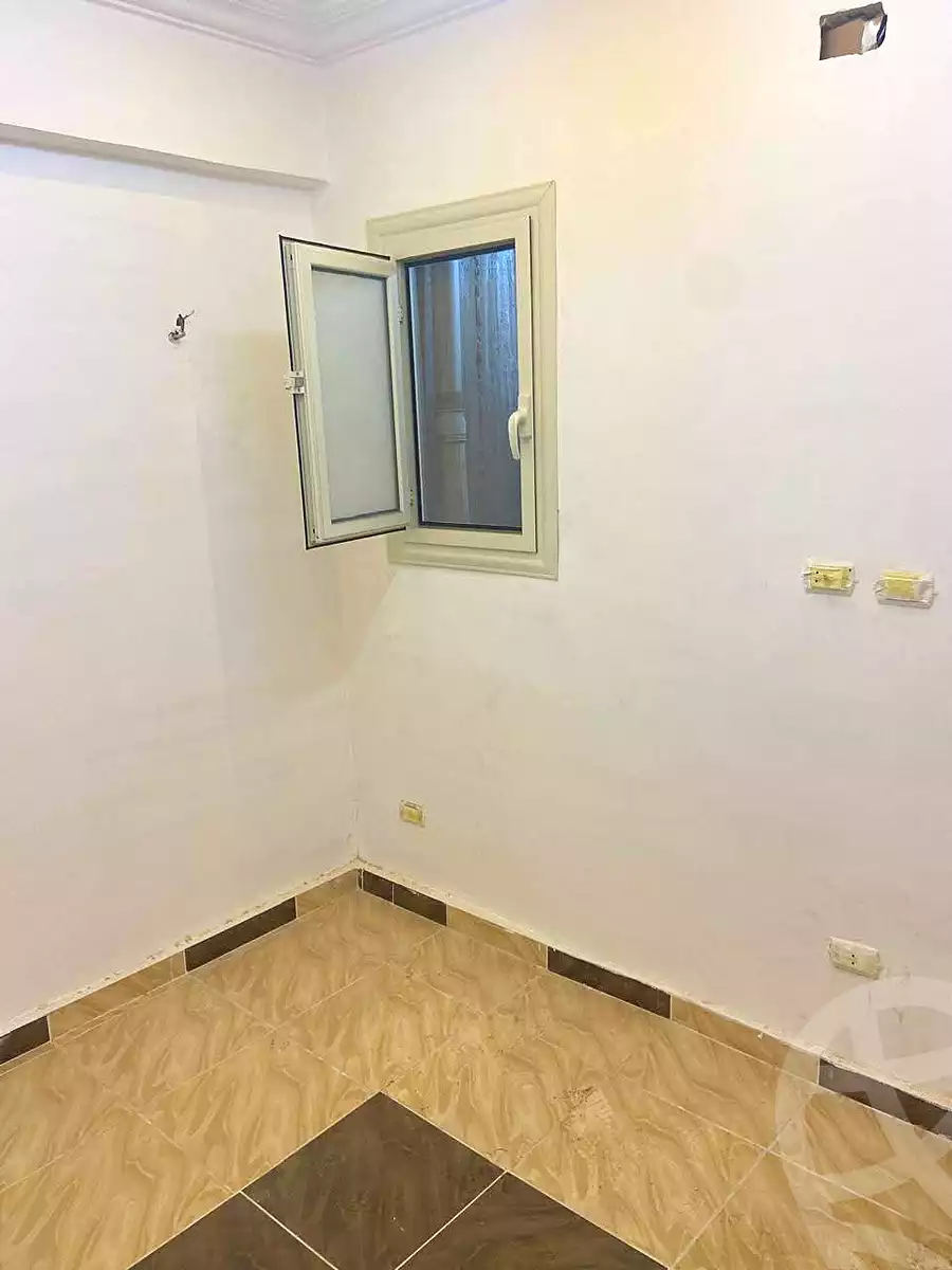 https://aqarmap.com.eg/ar/listing/7008083-for-sale-alexandria-sydy-bshr-sydy-bshr-bhry-gamal-abd-el-nasir-st