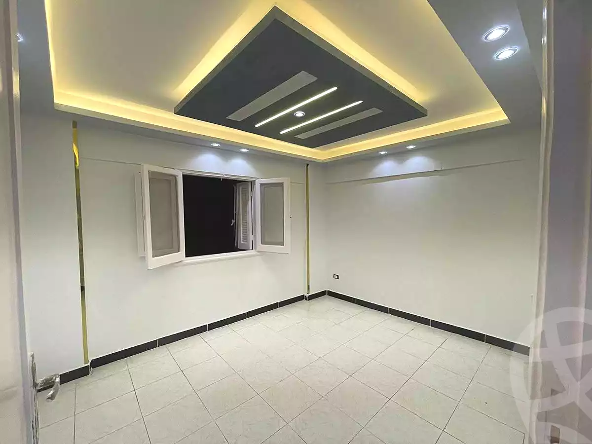 https://aqarmap.com.eg/ar/listing/7008253-for-sale-alexandria-al-agamy-shataa-el-nakheel