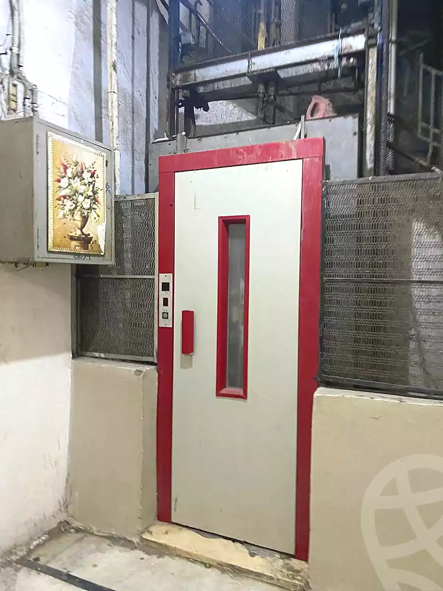 https://aqarmap.com.eg/ar/listing/7008257-for-sale-alexandria-bahray-el-anfoshy-el-sayed-mohammed-karim-st