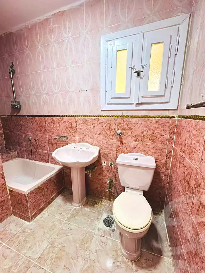 https://aqarmap.com.eg/en/listing/7008267-for-sale-alexandria-al-agamy