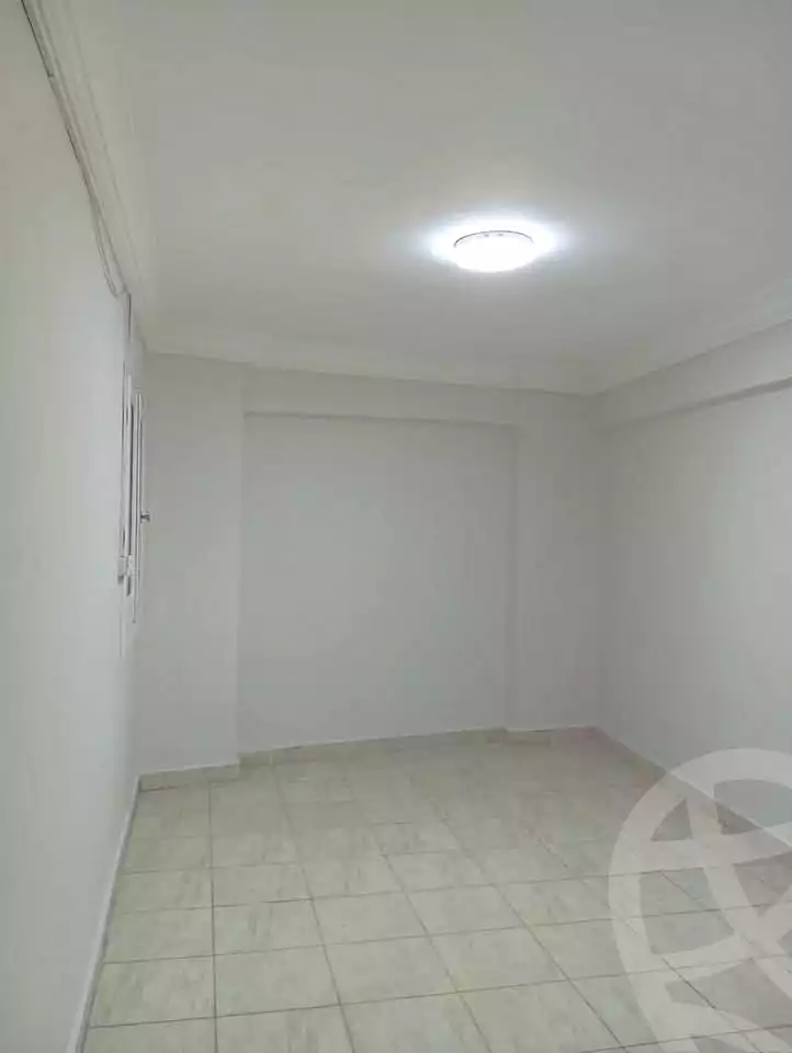 https://aqarmap.com.eg/ar/listing/7008324-for-rent-alexandria-sydy-bshr-sydy-bshr-bhry-shr-khld-bn-lwlyd