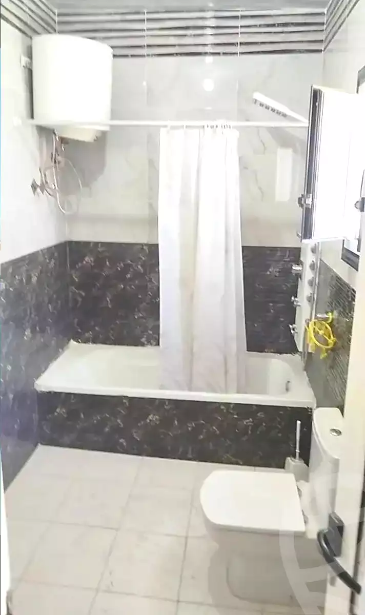 https://aqarmap.com.eg/en/listing/7008392-for-sale-alexandria-al-agamy-el-kilo-21