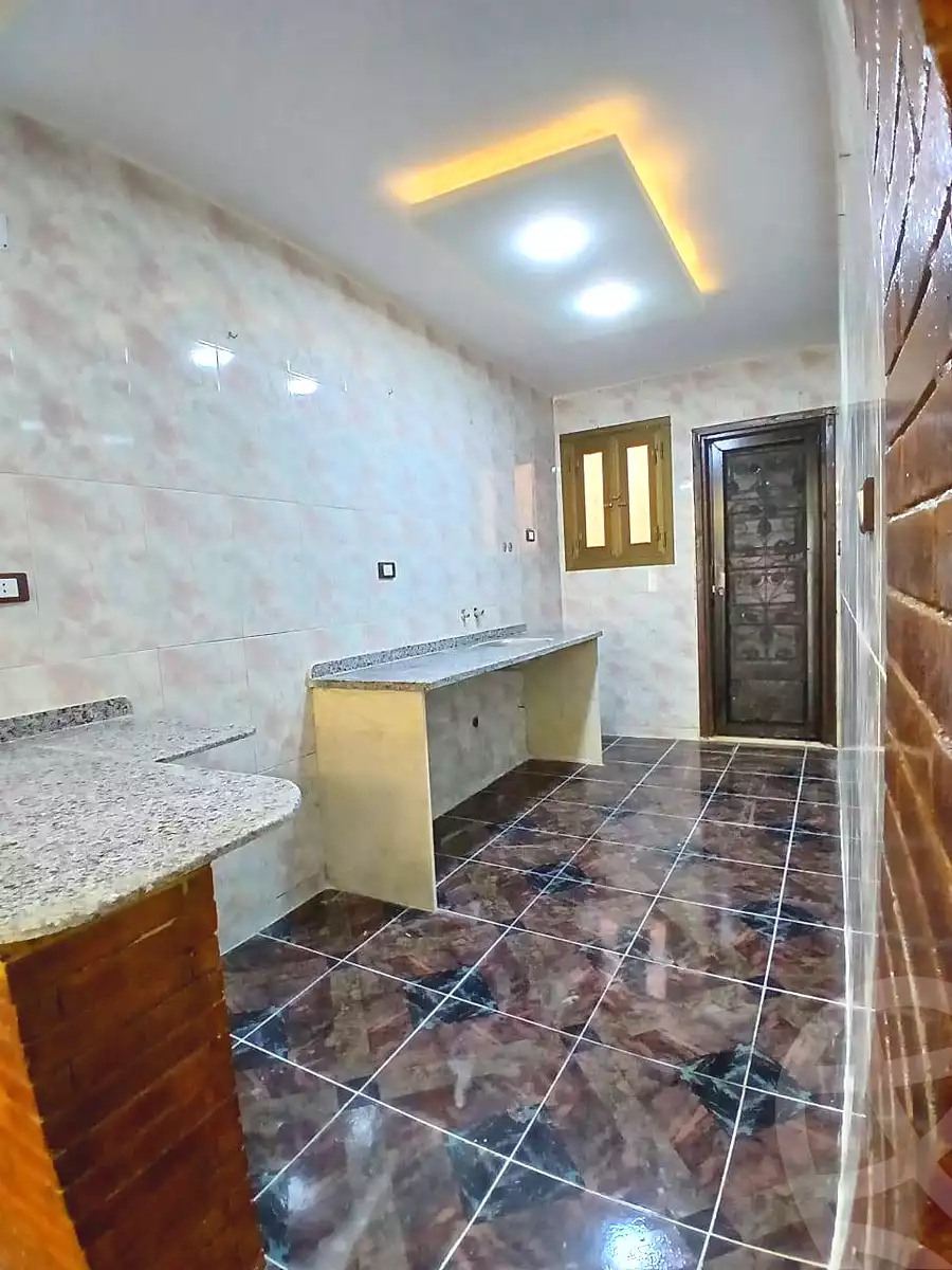 https://aqarmap.com.eg/en/listing/7008498-for-sale-alexandria-al-agamy-shataa-el-nakheel-street-19