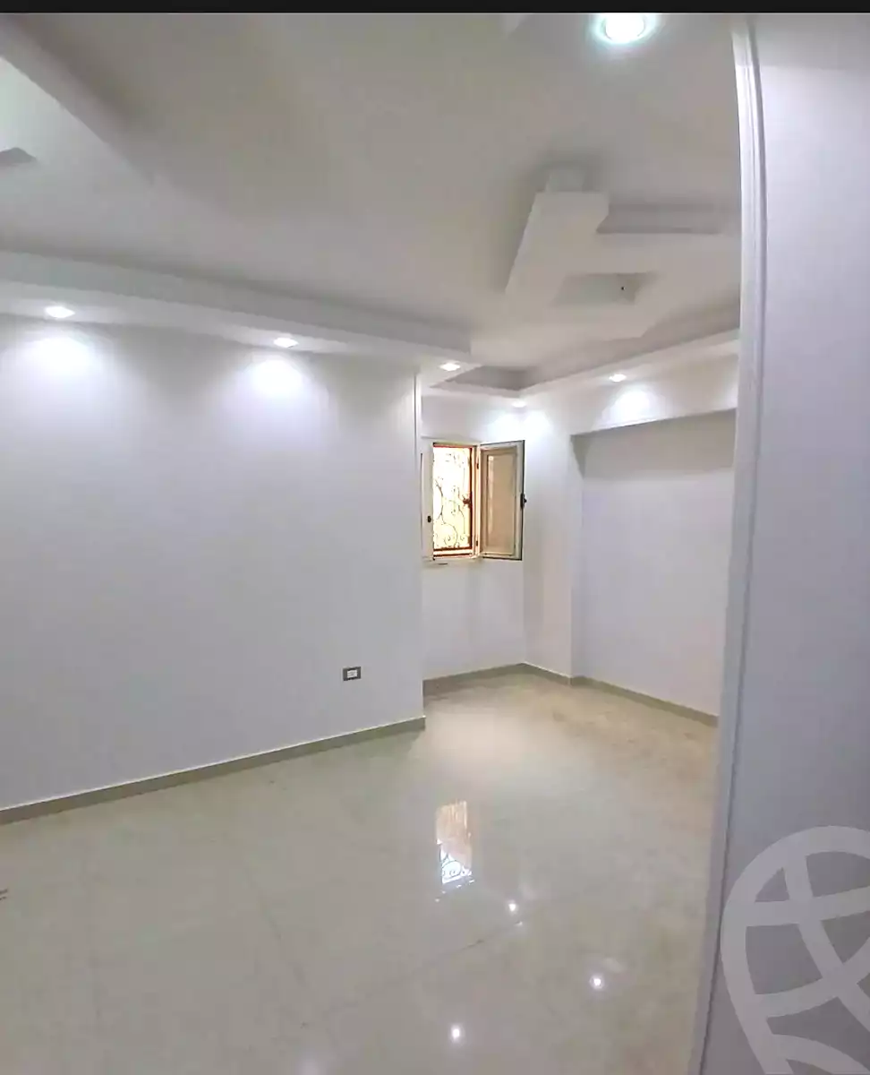https://aqarmap.com.eg/ar/listing/7008640-for-sale-alexandria-el-mandara-alex-el-mandara-bahri-sidi-kamal-st
