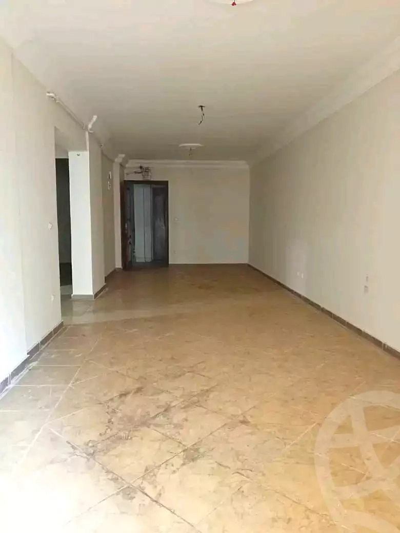 https://aqarmap.com.eg/ar/listing/7008695-for-sale-alexandria-sydy-bshr-sydy-bshr-bhry-shr-mhmwd-l-yswy
