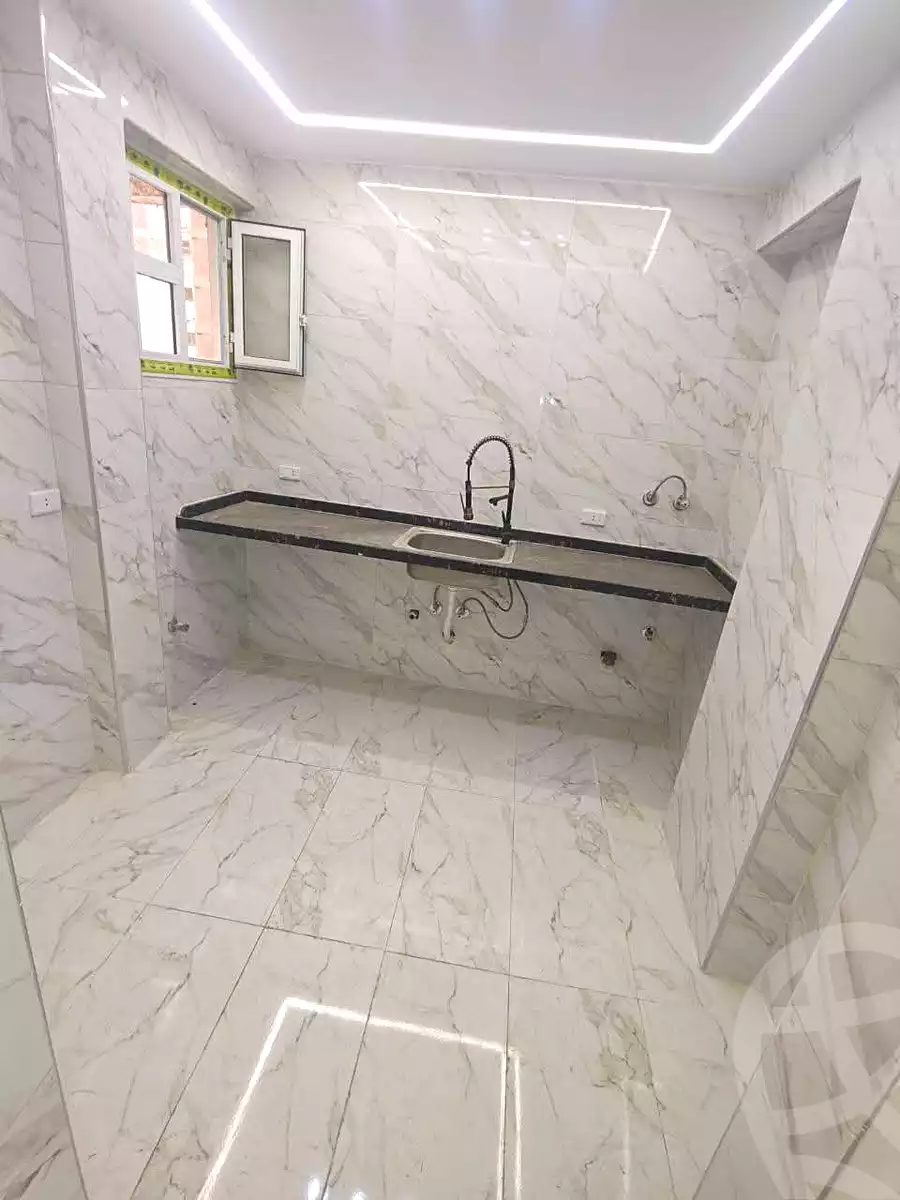 https://aqarmap.com.eg/ar/listing/7008862-for-sale-alexandria-al-agamy-el-hanouvel