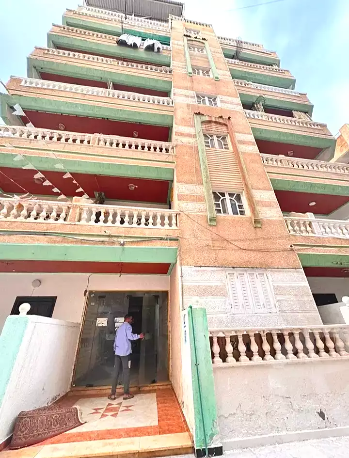 https://aqarmap.com.eg/en/listing/7008954-for-sale-alexandria-al-agamy-shataa-el-nakheel