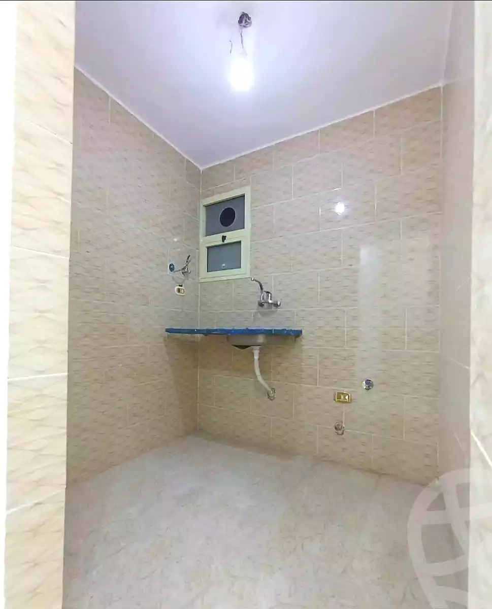 https://aqarmap.com.eg/en/listing/7009211-for-sale-alexandria-sydy-bshr-sydy-bshr-qbly-hassan-refaat-st