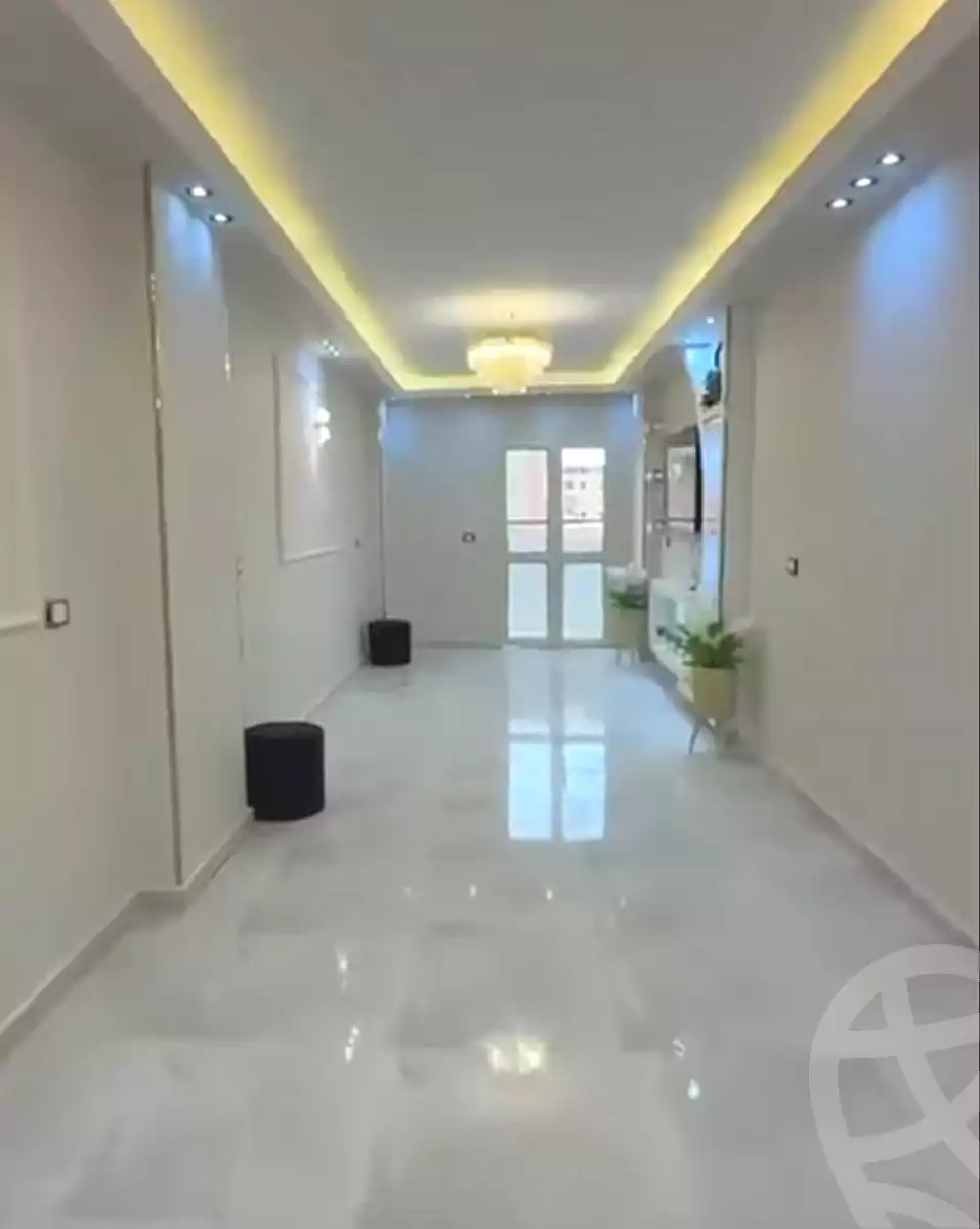 https://aqarmap.com.eg/ar/listing/7009389-for-sale-cairo-ain-shams-ahmed-esmat-st