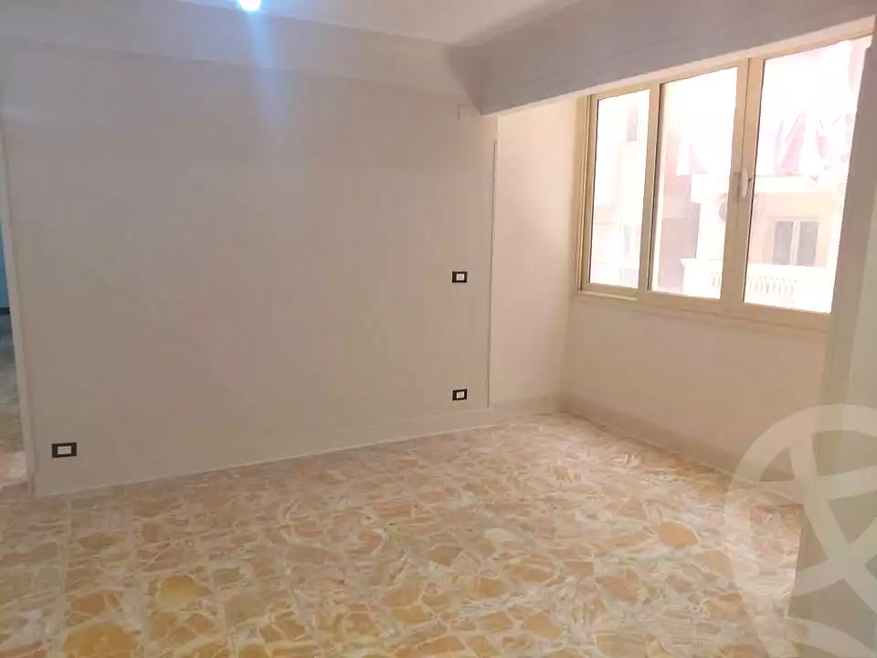 https://aqarmap.com.eg/ar/listing/7009452-for-sale-alexandria-sydy-bshr-sydy-bshr-bhry