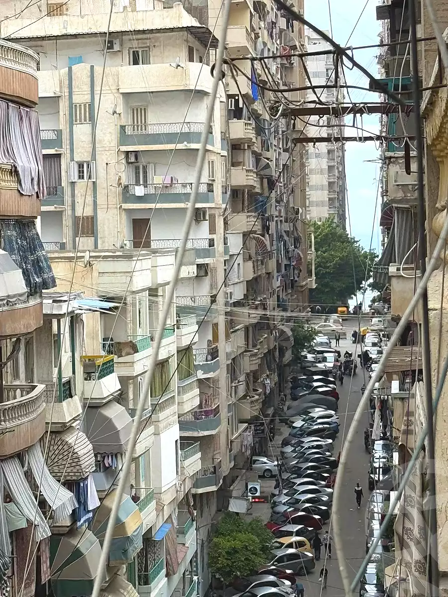https://aqarmap.com.eg/ar/listing/7009982-for-sale-alexandria-sydy-bshr-sydy-bshr-bhry-street-16
