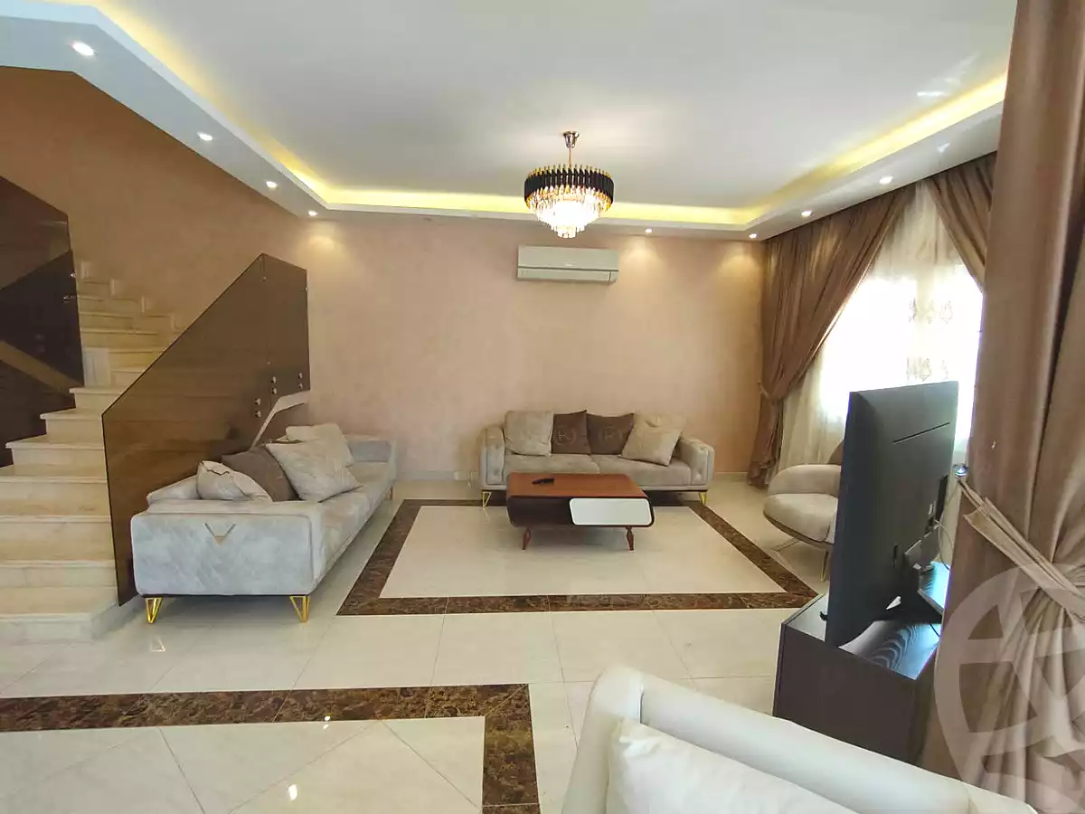 https://aqarmap.com.eg/en/listing/7010060-for-sale-cairo-new-cairo-madinaty-lmntq-lkhms-fylt-group-19