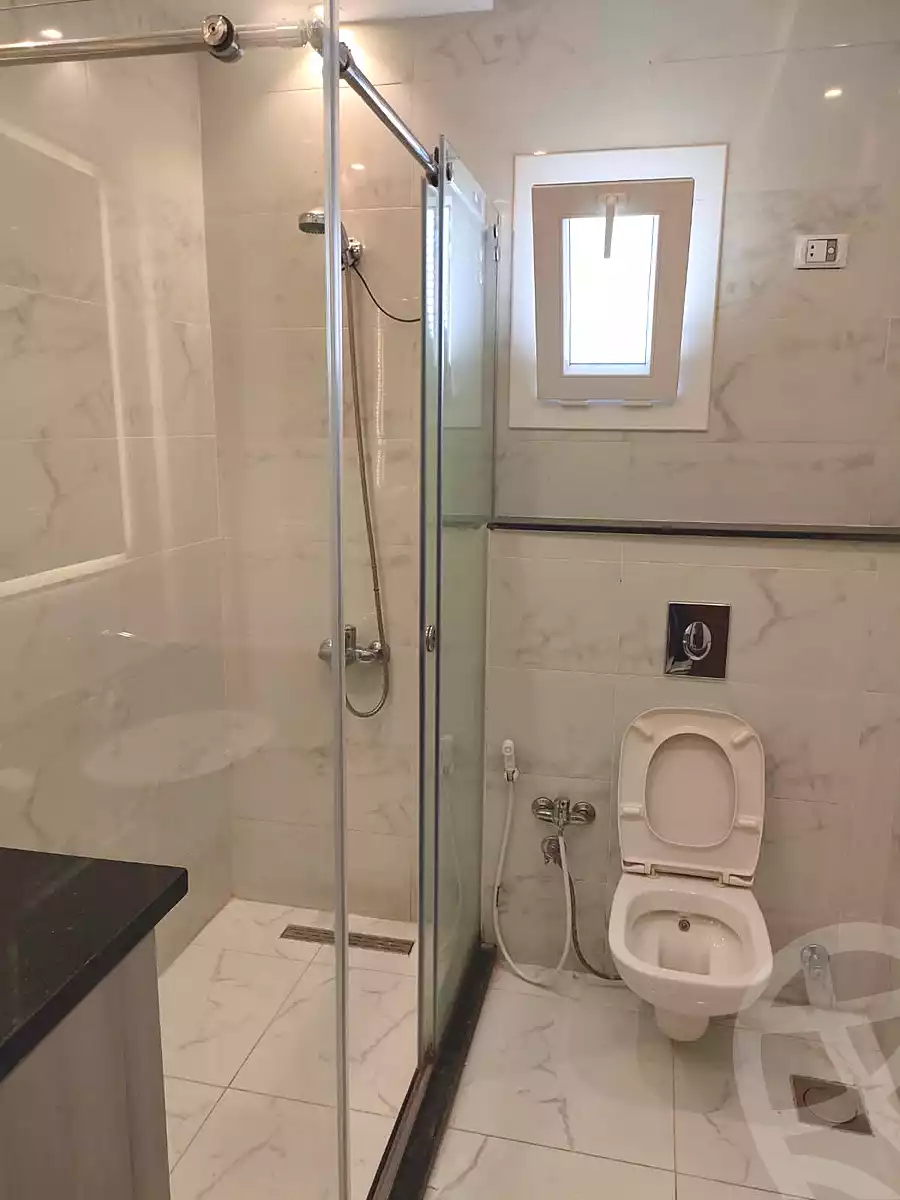 https://aqarmap.com.eg/en/listing/7010060-for-sale-cairo-new-cairo-madinaty-lmntq-lkhms-fylt-group-19