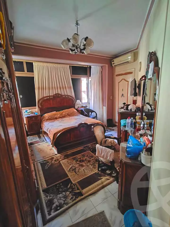 https://aqarmap.com.eg/en/listing/7010100-for-sale-alexandria-moharram-bey-el-rasafa-st