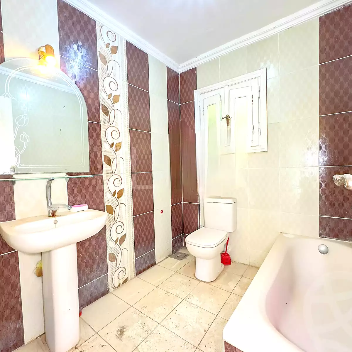 https://aqarmap.com.eg/ar/listing/7010109-for-sale-alexandria-sydy-bshr-sydy-bshr-bhry