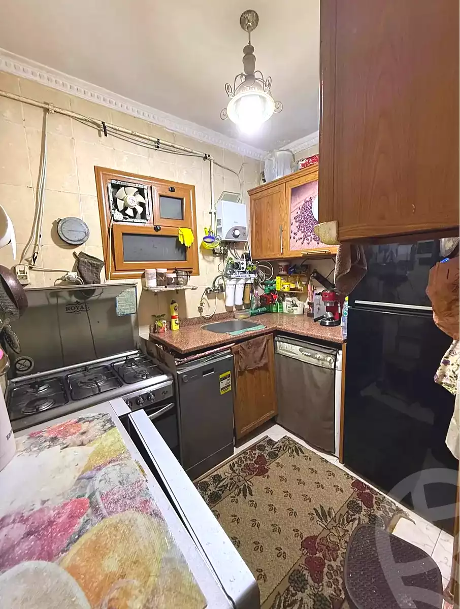 https://aqarmap.com.eg/en/listing/7010352-for-sale-alexandria-sydy-bshr-dr-saleh-hamdy-st