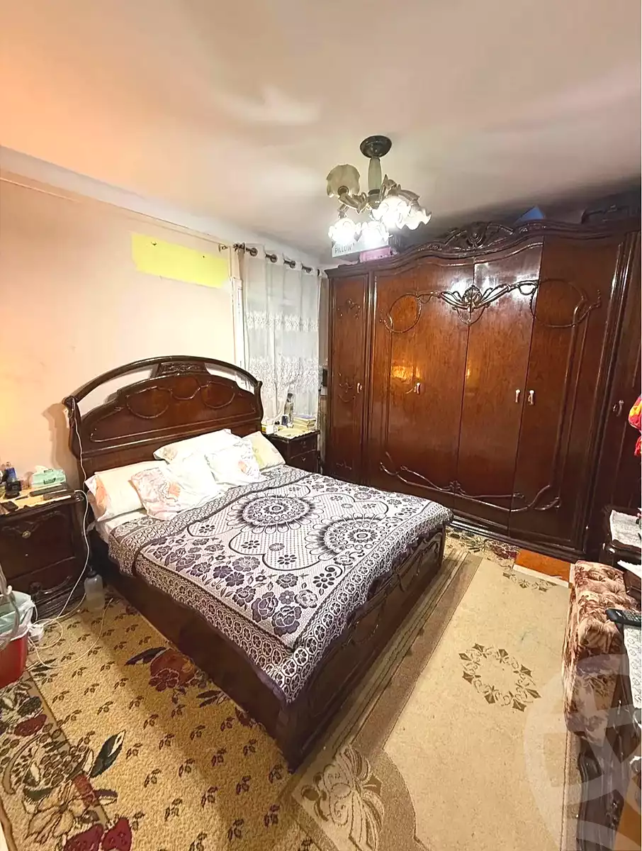 https://aqarmap.com.eg/en/listing/7010352-for-sale-alexandria-sydy-bshr-dr-saleh-hamdy-st