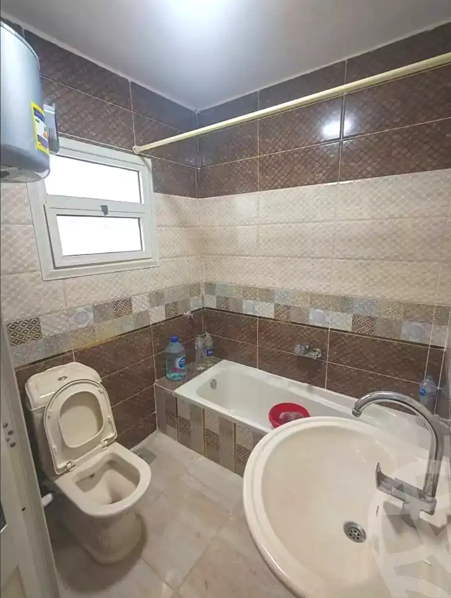 https://aqarmap.com.eg/ar/listing/7010435-for-sale-alexandria-al-agamy-el-hanouvel-kasr-al-quiri-st-1