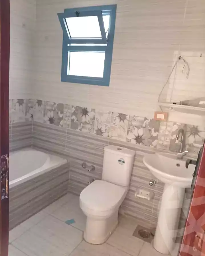 https://aqarmap.com.eg/en/listing/7010444-for-sale-alexandria-al-agamy-el-kilo-21