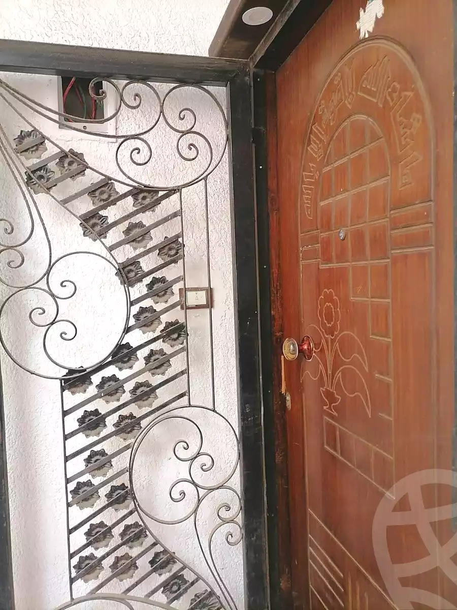 https://aqarmap.com.eg/en/listing/7010589-for-sale-alexandria-al-agamy-lbytsh-el-tayar-st