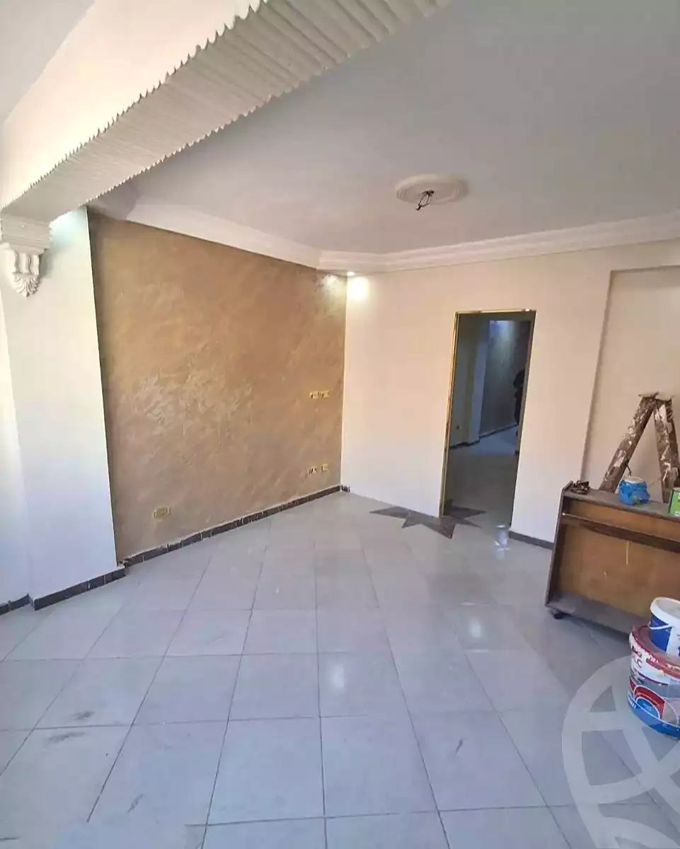 https://aqarmap.com.eg/en/listing/7010709-for-sale-alexandria-lsywf-el-falki