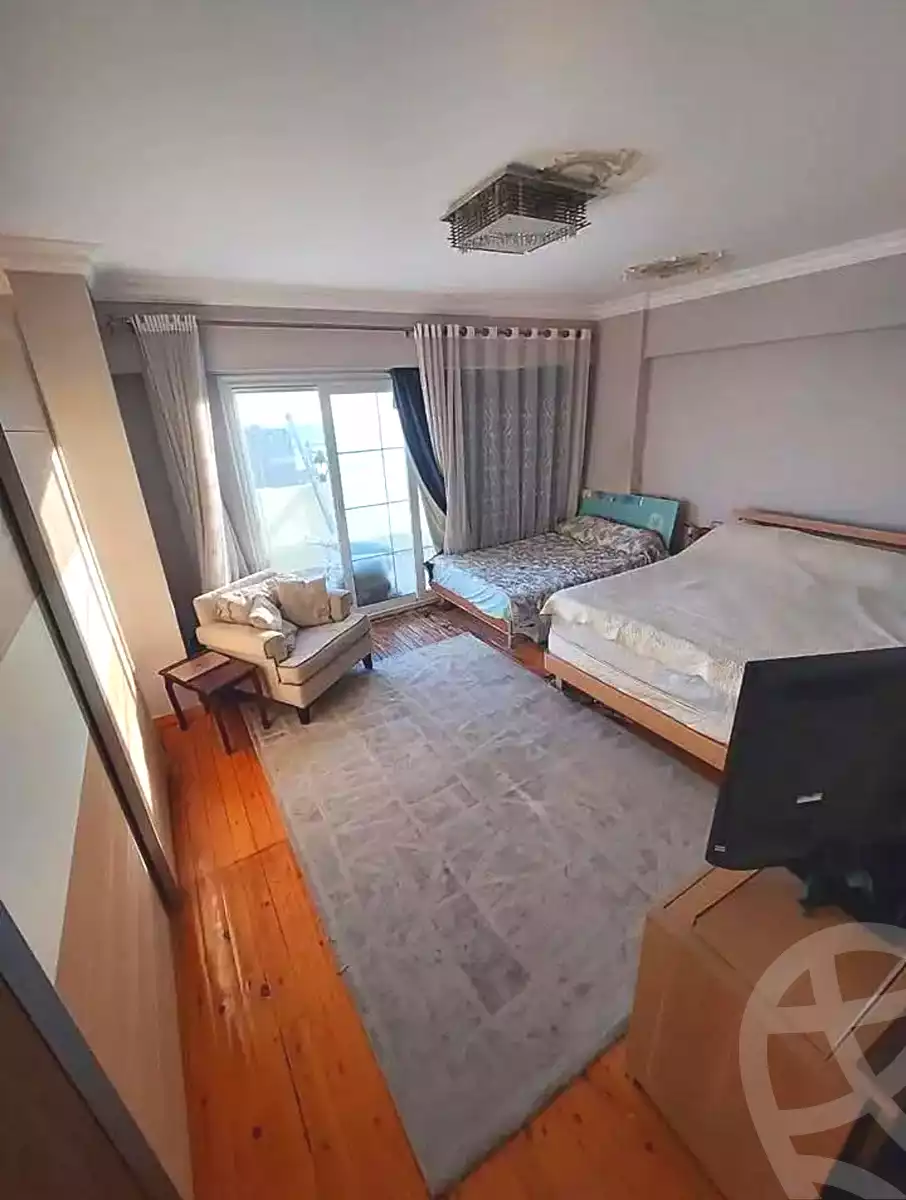 https://aqarmap.com.eg/en/listing/7010873-for-sale-alexandria-camp-cesar
