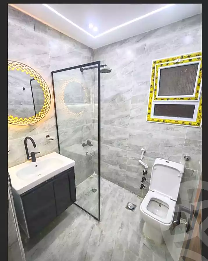 https://aqarmap.com.eg/en/listing/7010989-for-sale-alexandria-al-agamy-el-hanouvel-trablose-st